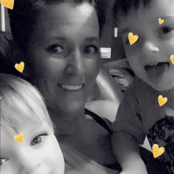 Meet your Posher, Amber - Picture 1 of 1